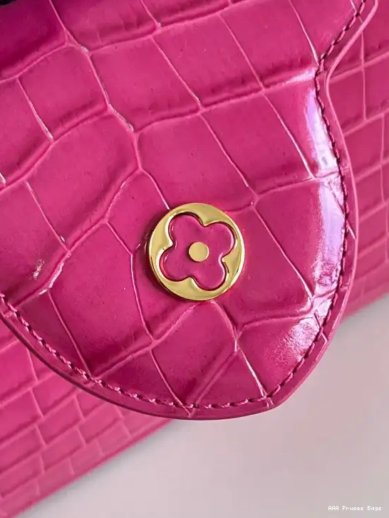 AAA Replica Ru LOUIS CAPUCINES VUITTON BB 0605